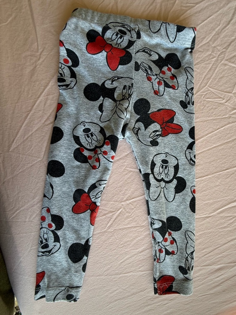 Disney Minnie Mouse Gray Leggings with Red Bow Accents